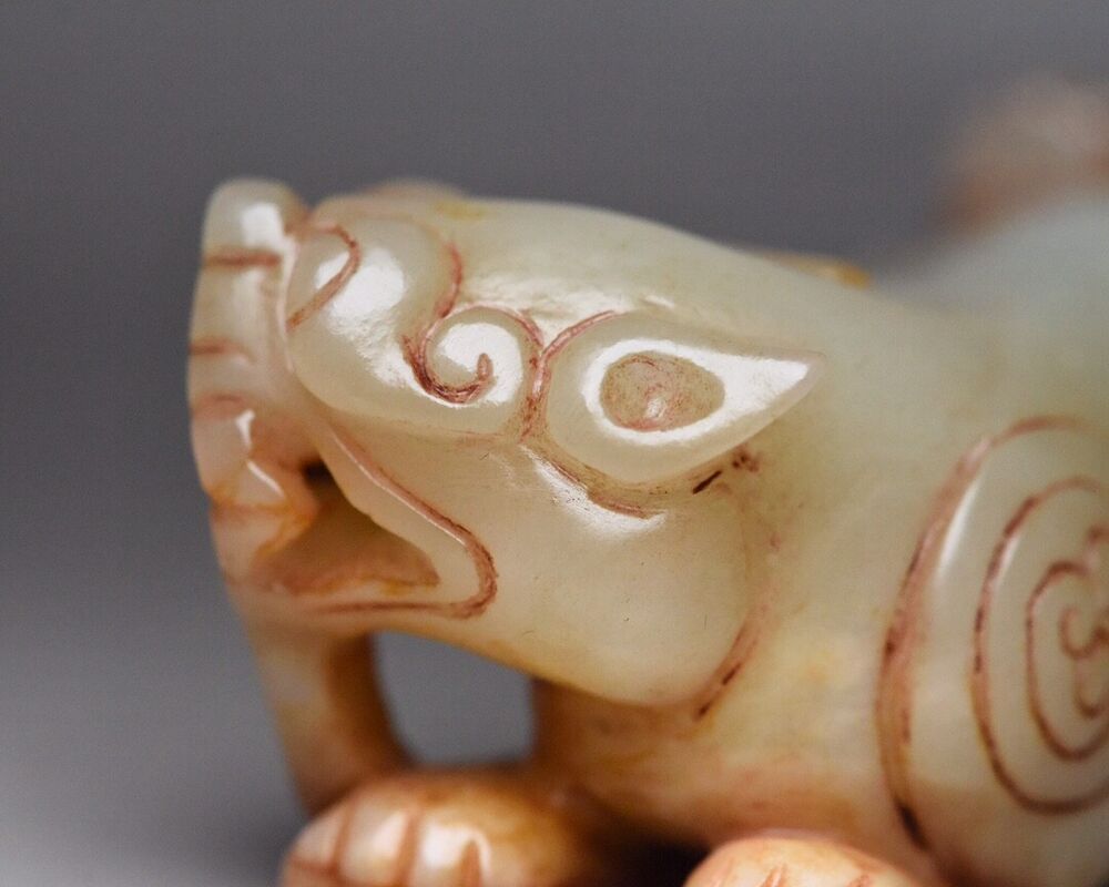 Chinese Hetian Jade Carved Sculpture Exquisite Beast Statue Antique Collections