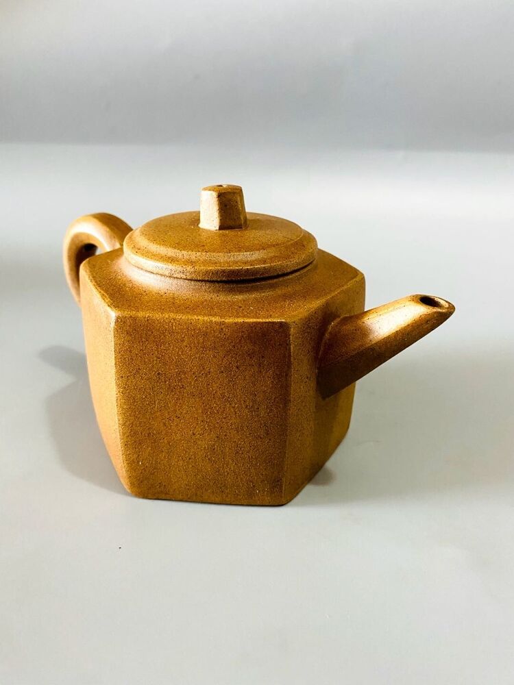 Chinese Yixing Zisha Clay Handmade Exquisite Teapot（六方壶 底款：尹益中）