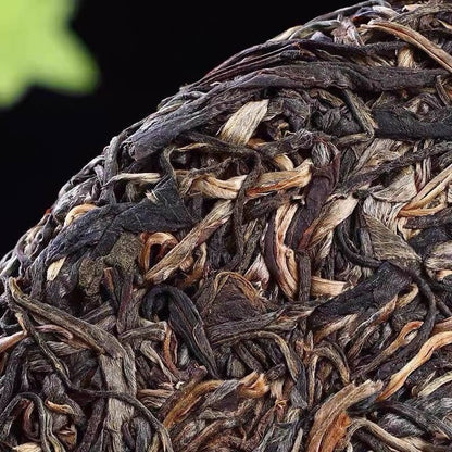 357G Banzhang Raw Tea Cake 2012 Yunnan Pu'er Tea Gold Award Tea King Spring Tea
