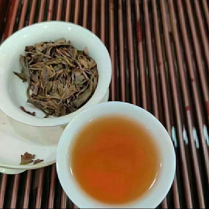 357g Raw Pu-erh Old Tea Cake 2004 Yuanyexiang Puerh Raw Tea Authentic Pu'er Tea