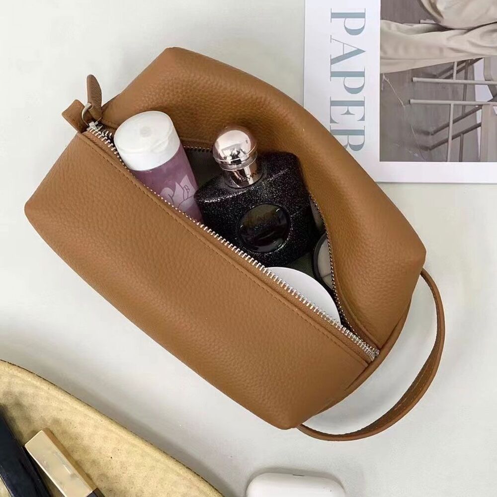 Customized Letters Wash Bag Large Genuine Leather Travel Cosmetic Bags 20*8*8 CM