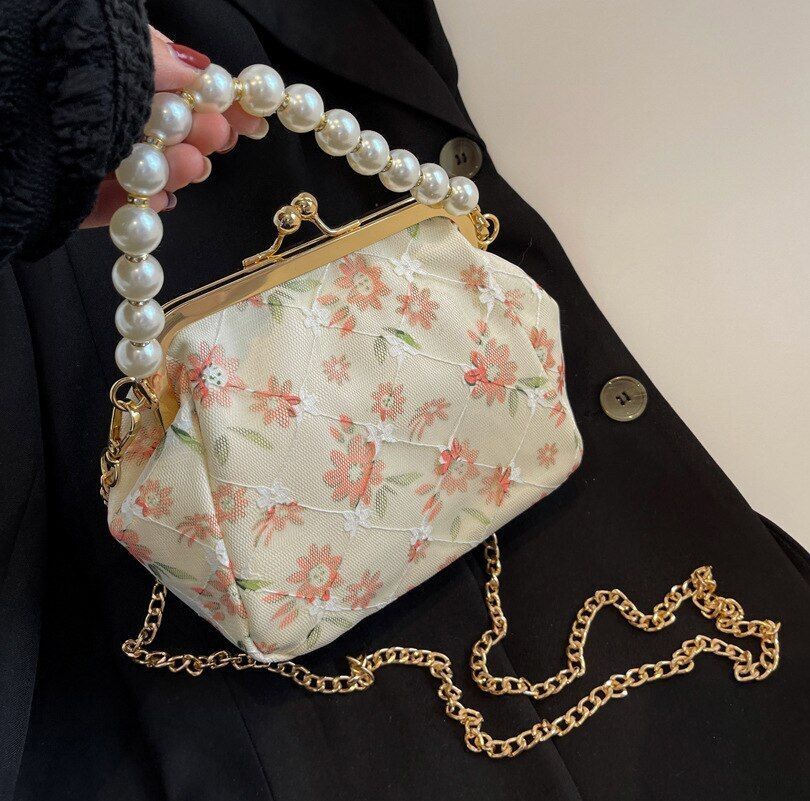 Flowers Bags Wedding Handbag Vintage Clutch Purse Metal Frame 22*15.5*10CM Shell