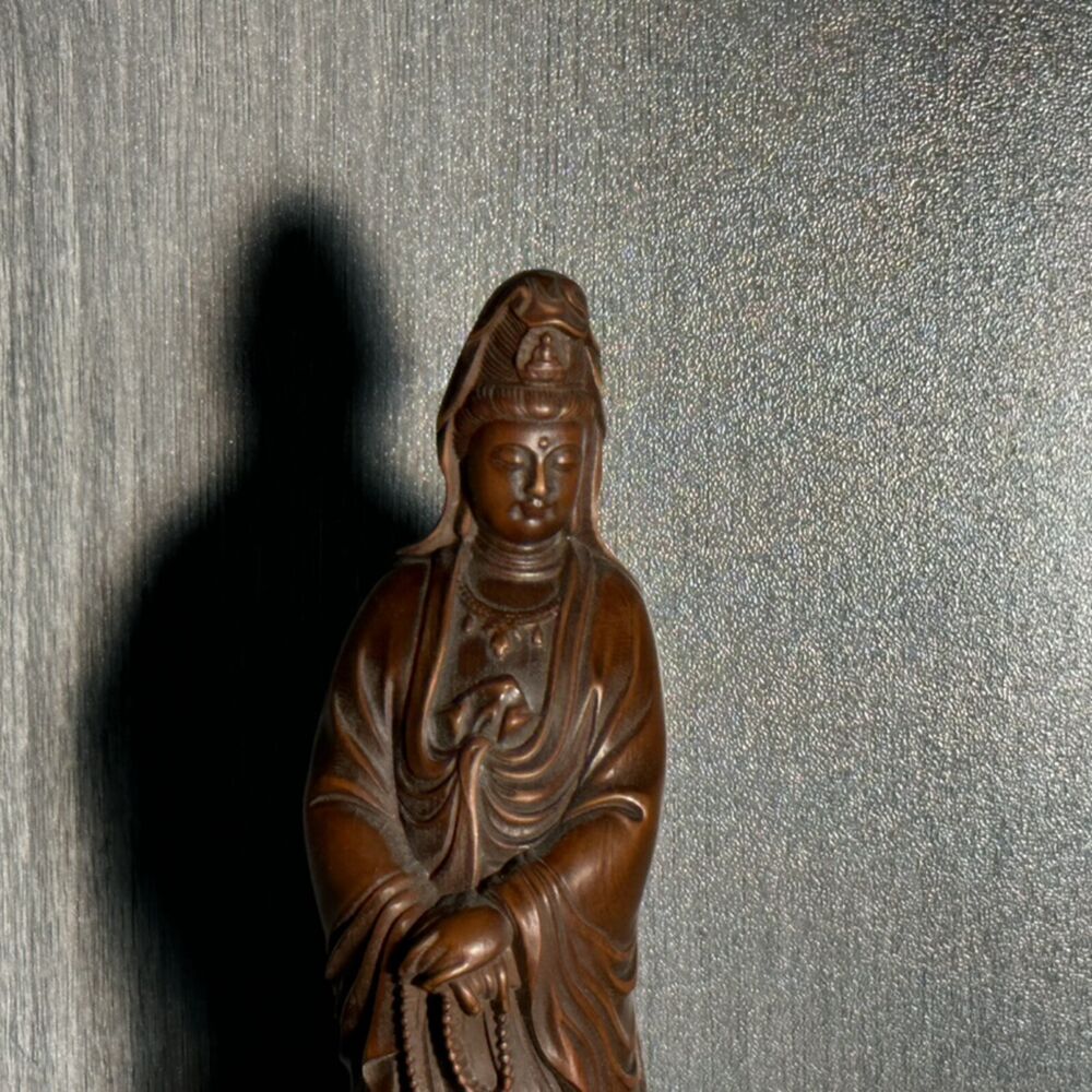 Chinese Old Boxwood Carved Rosary Guanyin Statues Wooden Home Decor Figurines