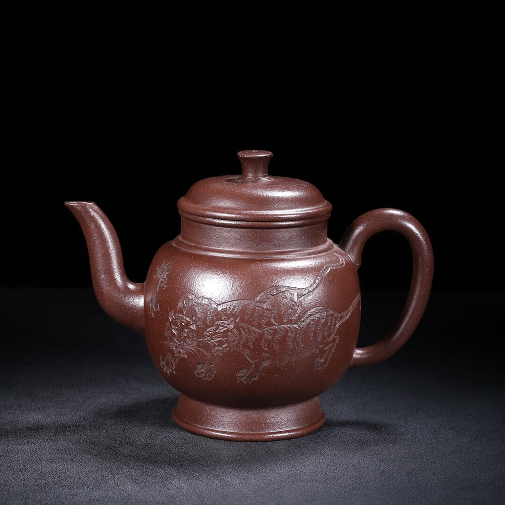 Chinese Yixing Zisha Clay Handmade Exquisite Teapot （宫灯 底款：徐维明）