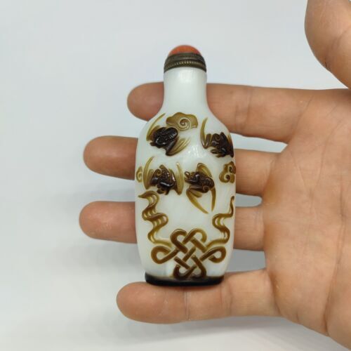 chinese carved bat statue peking glass snuff bottle painted Carving glazed Cameo
