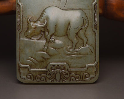 Chinese Antique Natural Hetian Jade Carving Cattle Statue Nice Pendant Jewelry