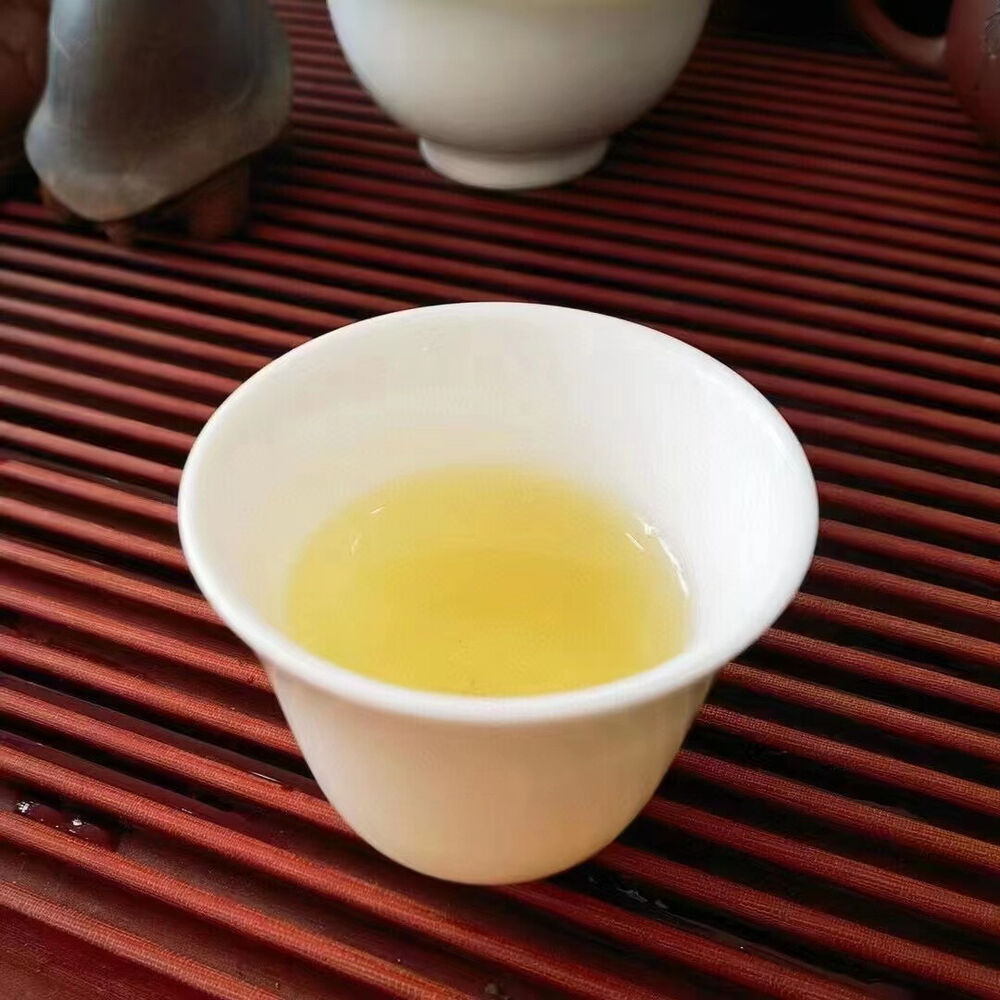 357g Yunnan Raw Puerh Tea Cake 2021 Huangjia Yiwu Pu'er Raw Tea Pu-erh Cake Tea