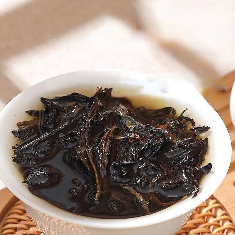 Wuyi Rock Tea Chinese Jiulongke Black Tea Super Grade Oolong Red Tea Loose Leaf