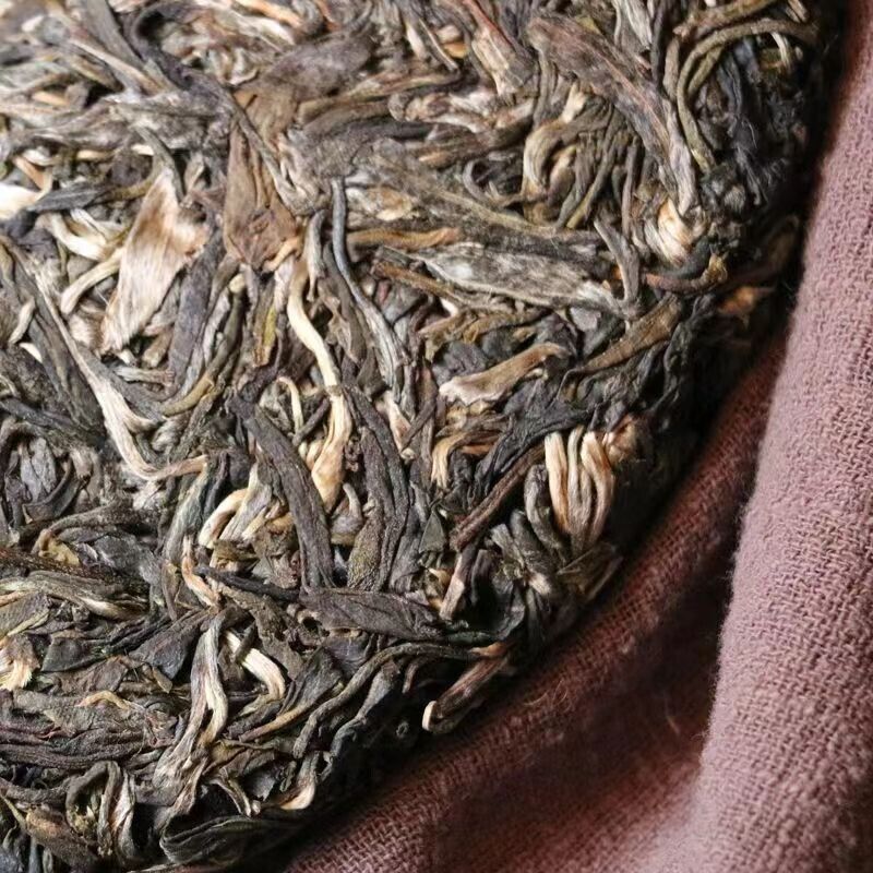 YunNan FengHuangWo Pu'er Raw Tea Cake Yunnan Pu-erh Uncooked Puerh Tea 357g