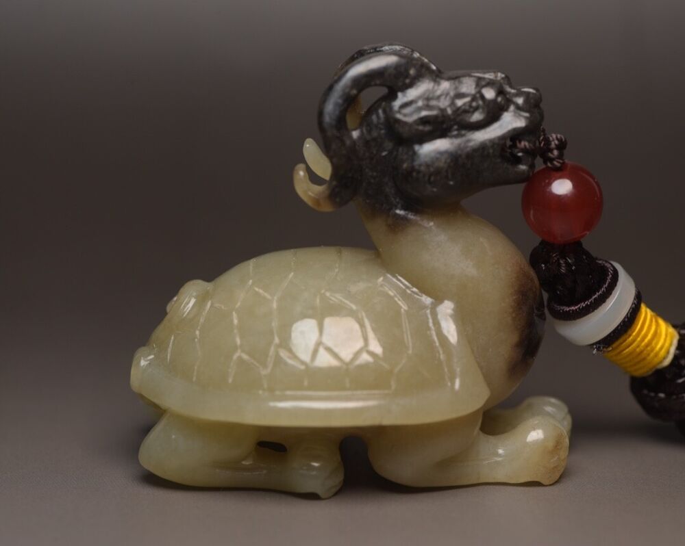 Chinese Natural Hotan Jade Carved Exquisite Dragon Turtle Statue Collection Art