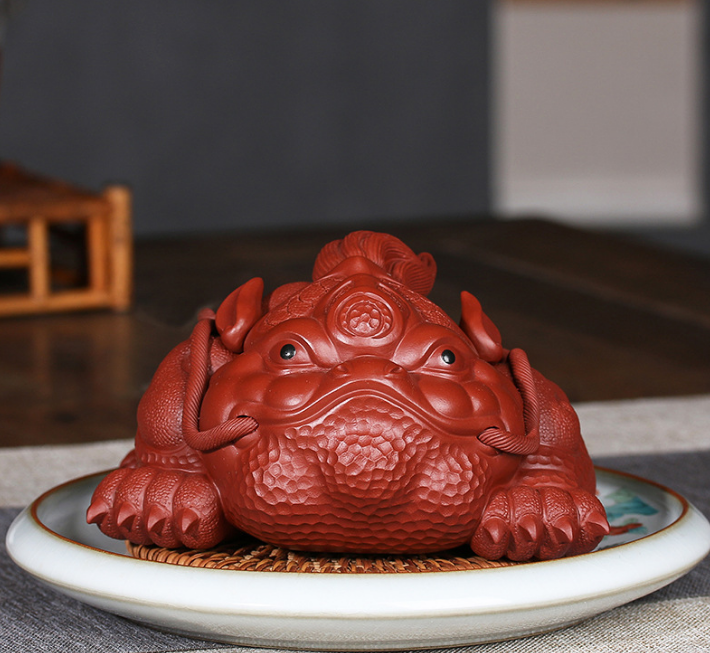 Yixing purple sand tea pet large king toad three legged Golden Toad ornament han