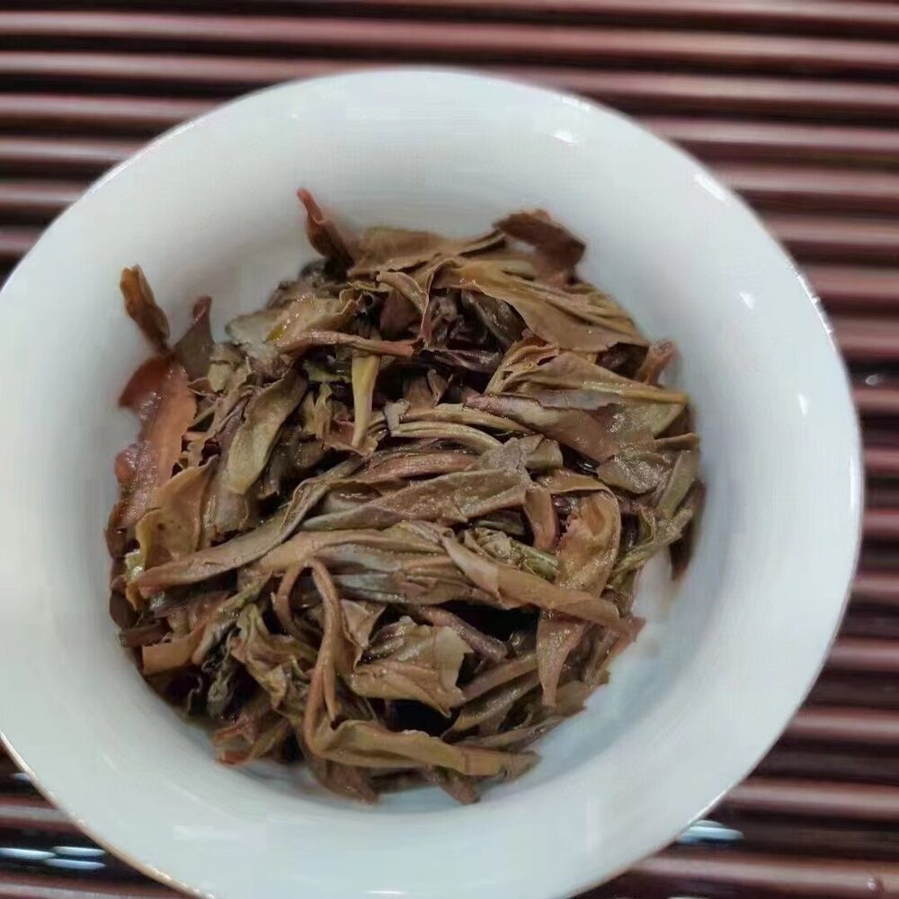200g Yunnan Raw Puerh Tea 2014 Old Pu-erh Raw Tea Cake High Altitude Pu'er Tea