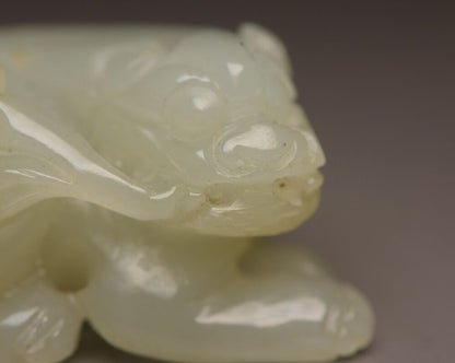 Antique Chinese Natural Hetian Jade Hand Carved Exquisite Beast Statue Figurines