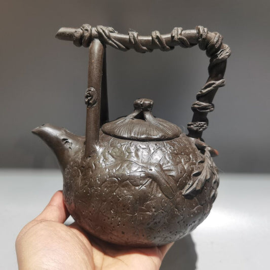 Chinese Yixing Zisha Clay Handmade Exquisite Kung Fu Tea Teapot 品名：藤把提梁壶 低款：供春