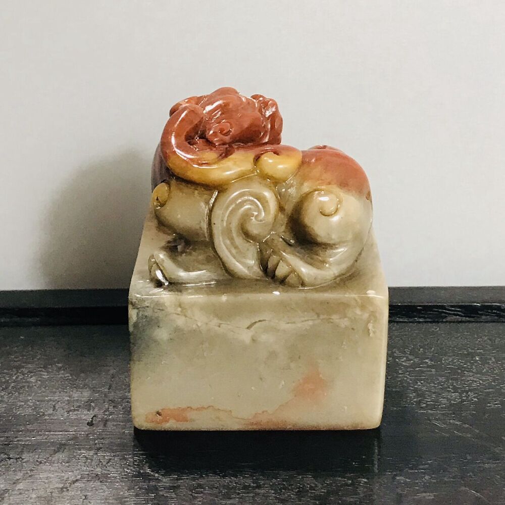 Chinese Fuzhou Shoushan Stone Carved Unicorn Statue Home Decor Seal Collection