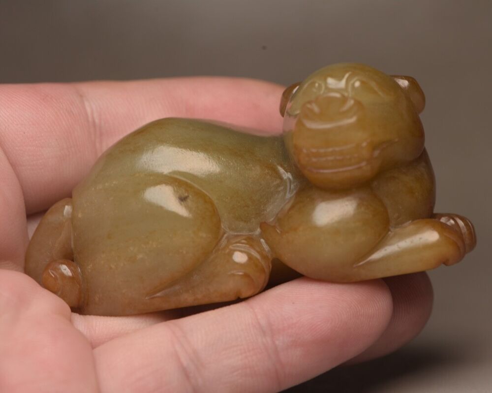 Old Chinese Natural Hetian Jade Carved Exquisite Beast Statue Sculpture Rare Art