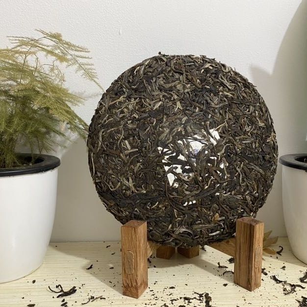 357g Yunnan Banzhang Ancient Tree Tea 2014 Yunnan Pu'er Raw Tea Pu'er Tea