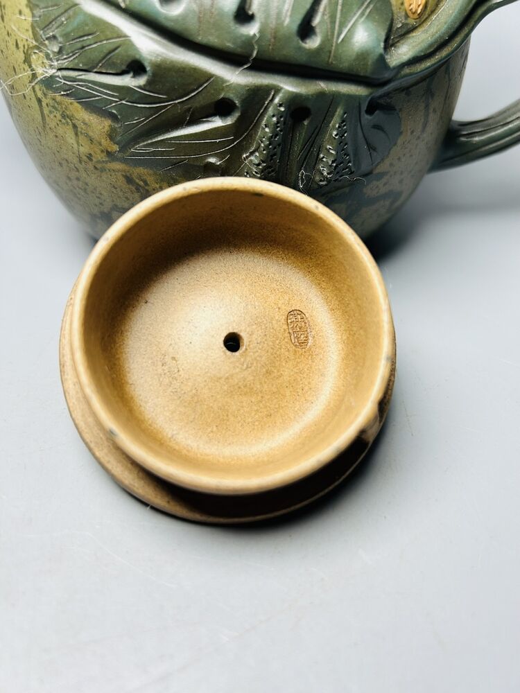 Vintage Chinese Yixing Purple Clay Teapot Zisha Ceramic Watermelon Teaware Large