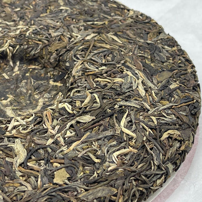 Pu 'er tea, 2022, Ban Zhang, 357g, born.