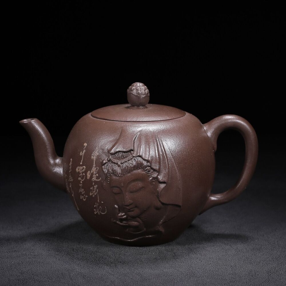 l-0Chinese Yixing Zisha Clay Handmade Exquisite Teapot （美人肩 底款：周桂珍）