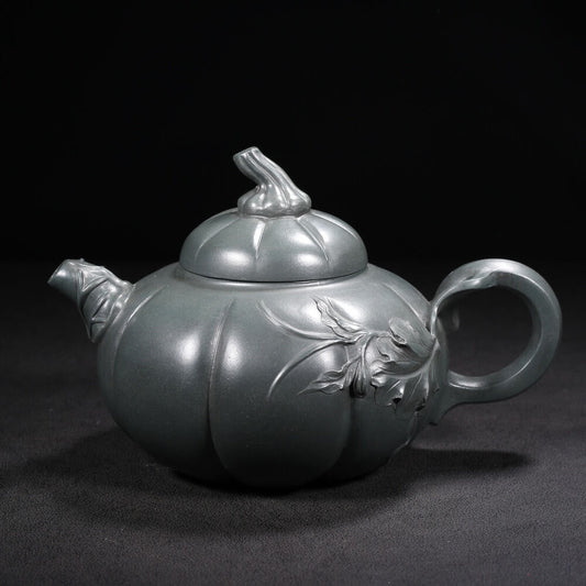 Chinese Yixing Zisha Clay Handmade Exquisite Teapot （南瓜 底款：汪寅仙）