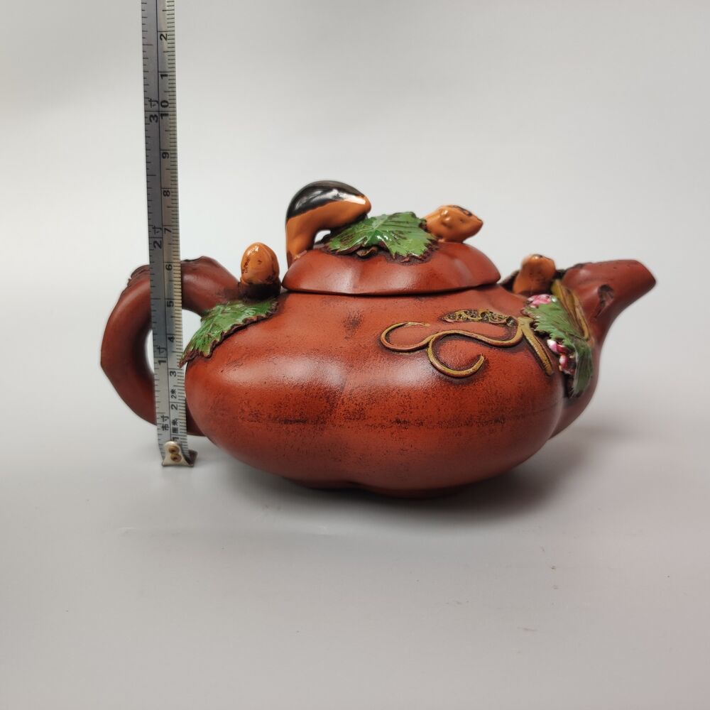Vintage Chinese Yixing Purple Clay Teapot Zisha Ceremony Exquisite Teaware Rare