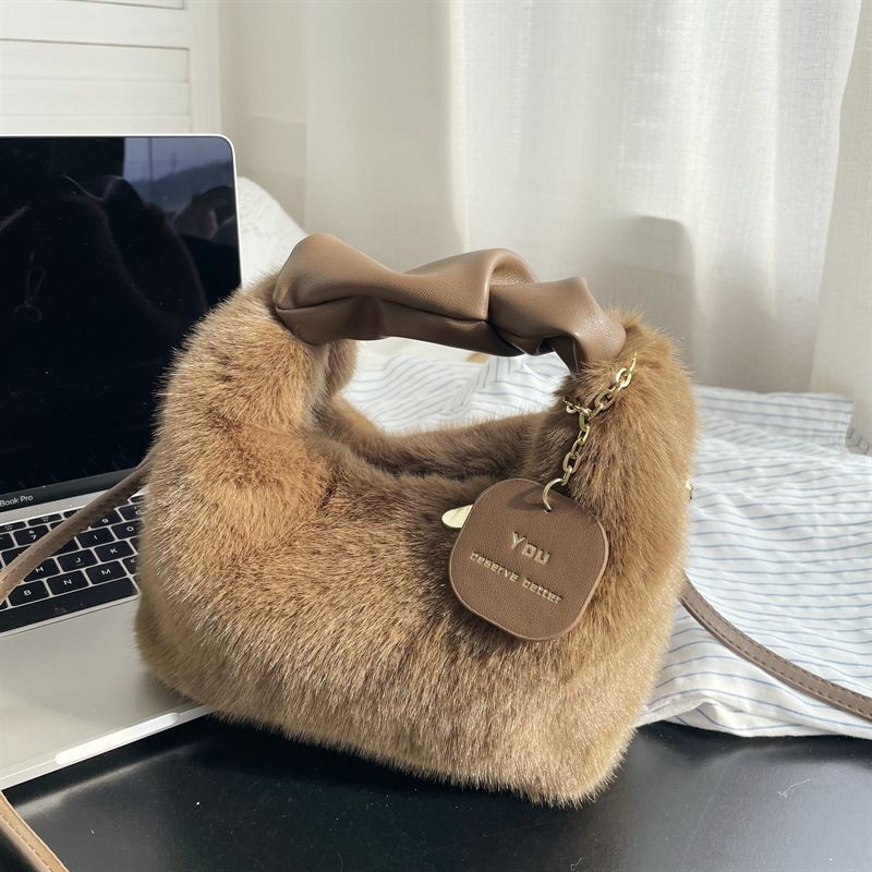 Soft Faux Fur Bag Synthetic Leather Handle Pleated Warm Plush Bags Crossbody 1PC