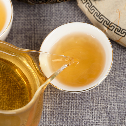 357g/12.59oz Xigui raw cakes seven cakes tea first spring raw tea ancient tea