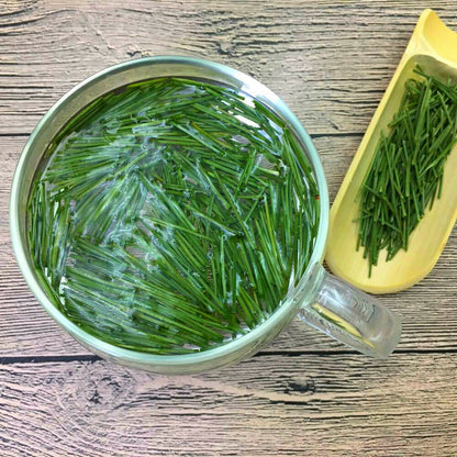 Dry pine needle tea, wild immune enhancing vitamin, Masson pine needle-