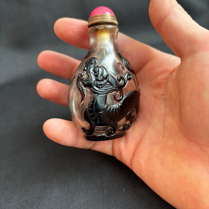 Vintage Chinese Carved Peking Glass Snuff Bottle Clean Dragon Figurine Box Black