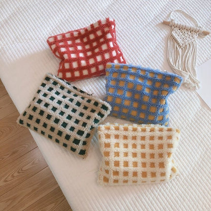 Soft Lambswool Cosmetic Bag Large Plaid Makeup Bag Travel Beauty Case 27*18*5 CM