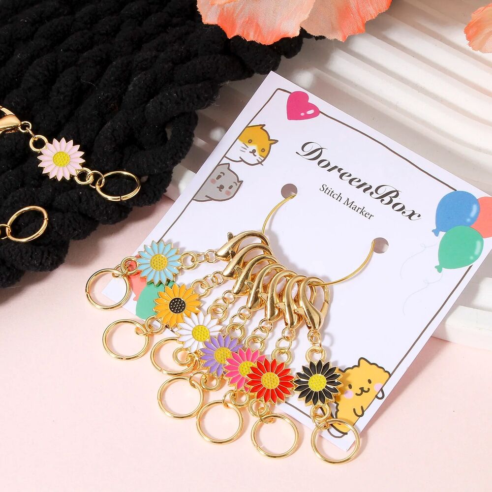 Knitting Stitch Markers 9Pcs Zinc Based Alloy Daisy Flower Pendant Crochet Latch