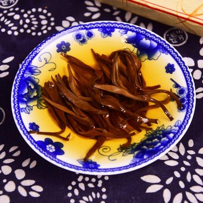 250g Date Fragrance Black Tea Brick Fengqing Dianhong Tea Yunnan Organic Red Tea