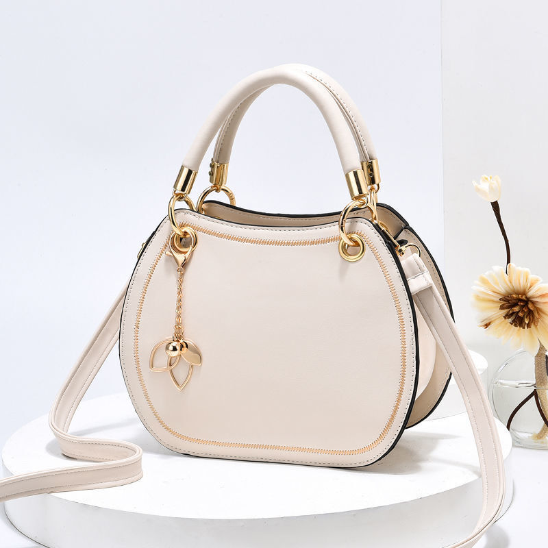 Leather Saddle Bag White Handbags Women Shoulder Messenger Bag Tote