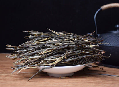 Handmade Spring ancient puerh trees tea Raw h puerh tea Uncooked pu'erh tea