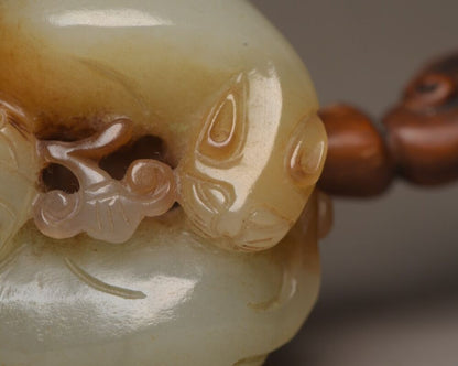 Antique Chinese Natural Hetian Jade Carved Exquisite Beast Statue Collection Art