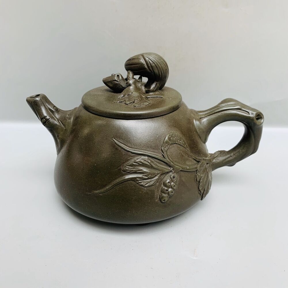Vintage Chinese Yixing Purple Clay Teapot Zisha Ceremony Carving Collectible Art