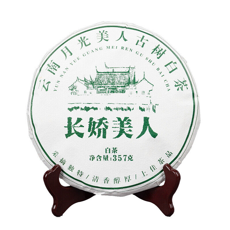 357g/cake Yunnan White Tea Old Tree Moonlight White Long Jiao Mei Ren White Te