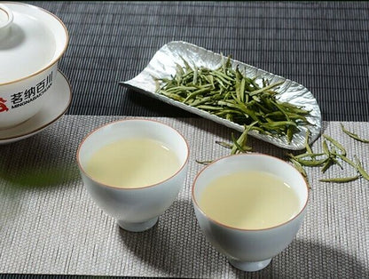 Organic Zhu Ye Qing Bamboo Leaf Cyan Bud Tongue of Sparrow Green Tea Que She Tea