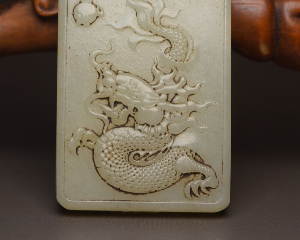 Chinese Antique Hetian Jade Carved Dragon Statue Pendant Gift Jewelry Collection