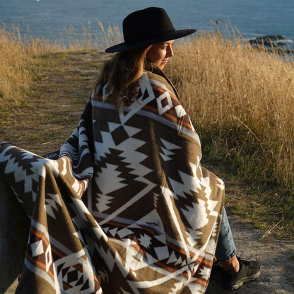 Aztec Patterned Wool Blanket Soft Warm Thick Camping Tribal Throw Outdoor Sofa