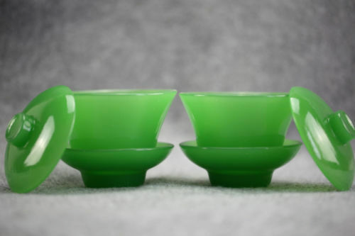 A PAIR CHINESE EXQUISITE HANDMADE WORK BEYOND COMPAR DELICATE JADE TEACUP