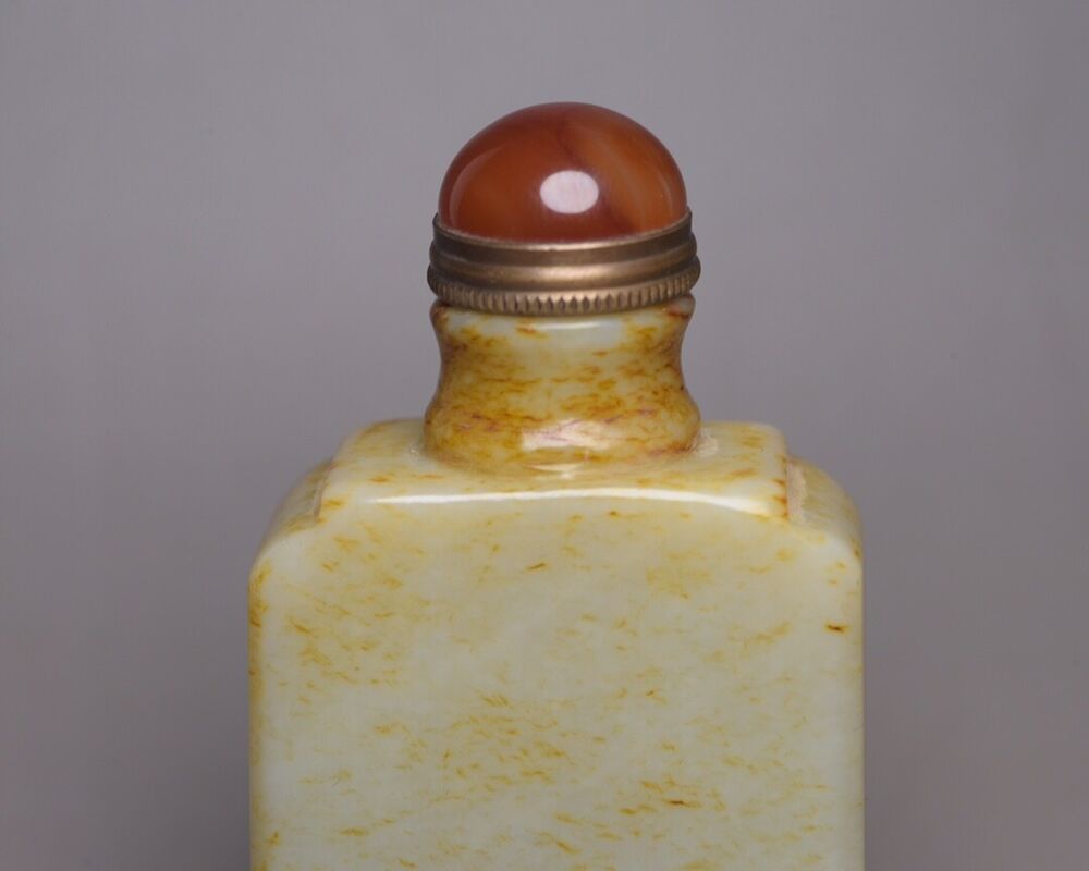 Antique China Hetian Jade Snuff Bottle Carved Nice Snuffbox Art Rare Collection