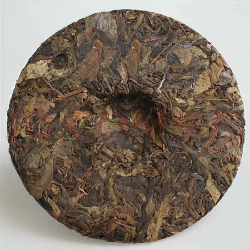 357g Yunnan Pu'er Raw Tea Cake Ancient Tree Golden Leaf Puerh Shengcha Pu'er Tea