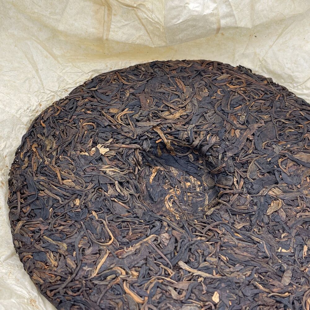 Pu-erh tea, 2007, Custom Tea, China Tea Brand Yiwu Round Tea, 380g, Raw