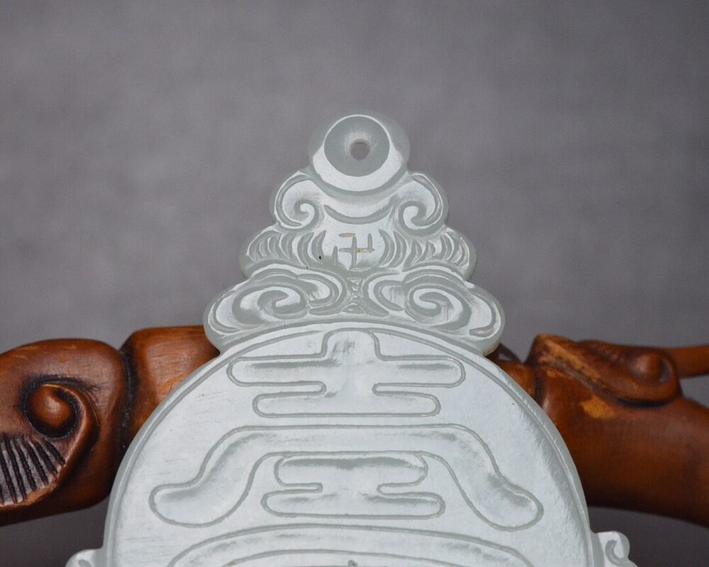 Chinese Natural Hetian Jade Carved Exquisite Unique Pendant Jewelry Gift Rare