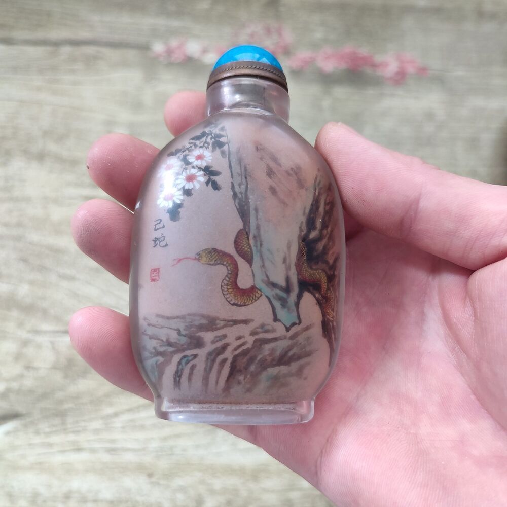 Vintage Chinese Glass Snuff Bottle With Inside Painting Viper Rare Exquisite Art