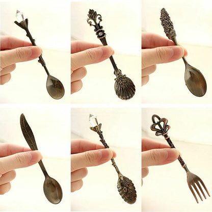 6Pcs/Set Vintage Dessert Spoons Fork 110x20mm Metal Gold Carved Coffee Tea Spoon