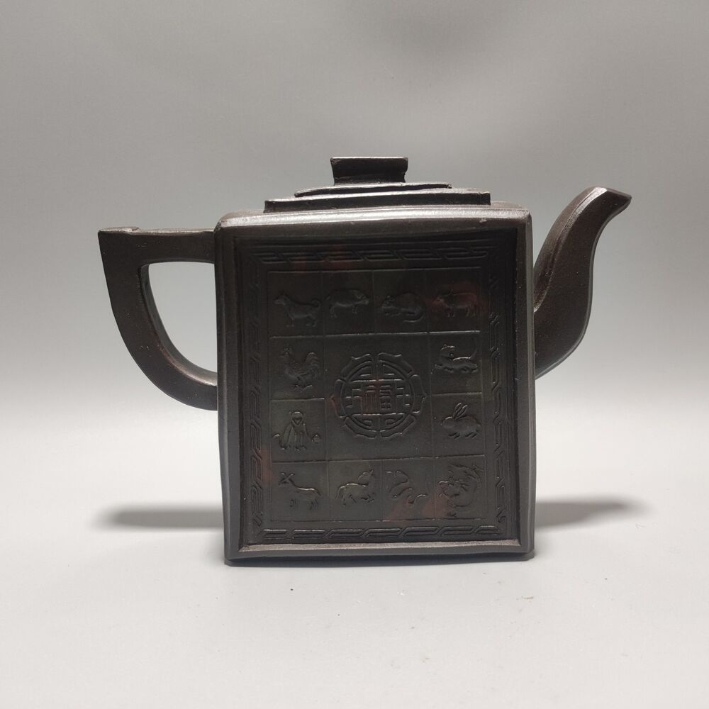 Vintage Chinese Yixing Purple Clay Teapot Zisha Ceremony Carving Collectible Art