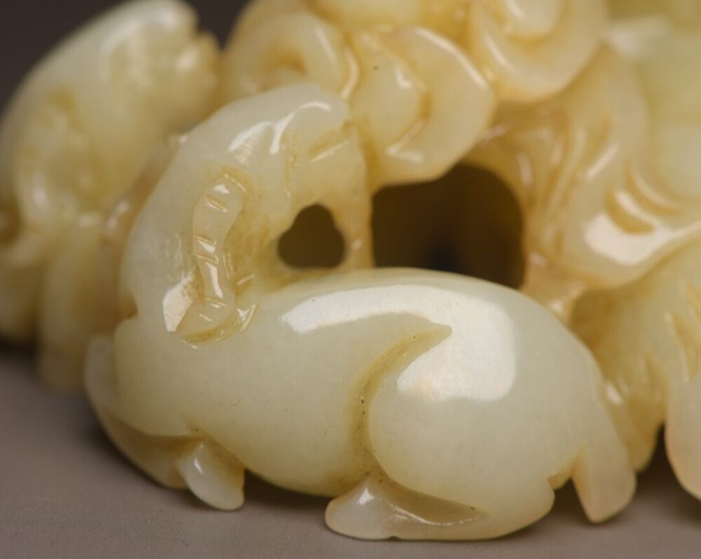 Chinese Old Natural Hetian Jade Carved Sheep Statue Collection Sculpture Artwork